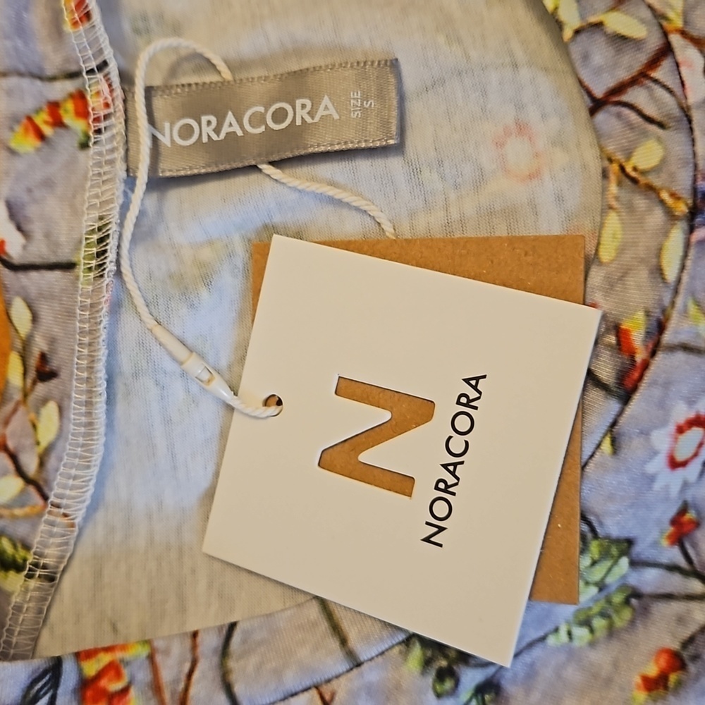 Noracora Wildflower Tee, Size S - Picture 4 of 5